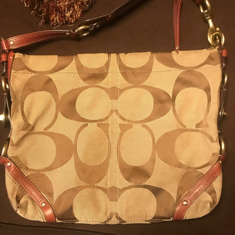 Coach hand bag